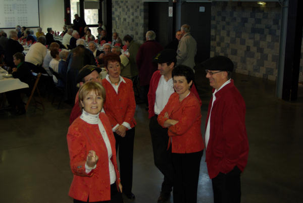 Discussion avant de monter sur scène