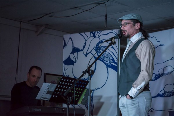 Le chanteur Christophe