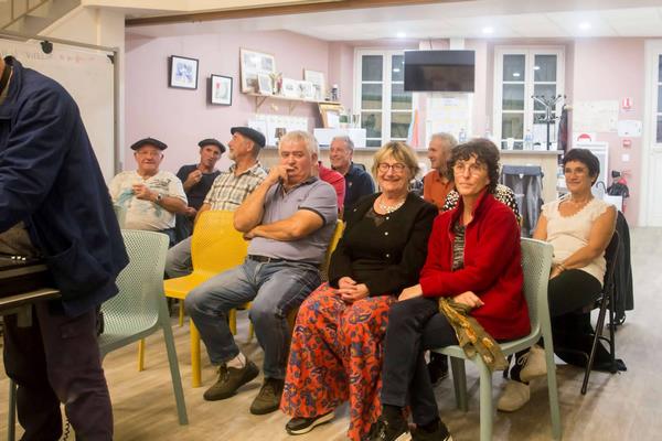 Los esbarrits en attendant de passer